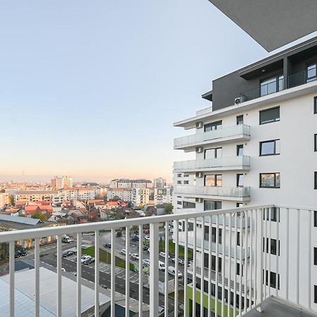Ferienwohnung Km Flats Oradea Exterior foto