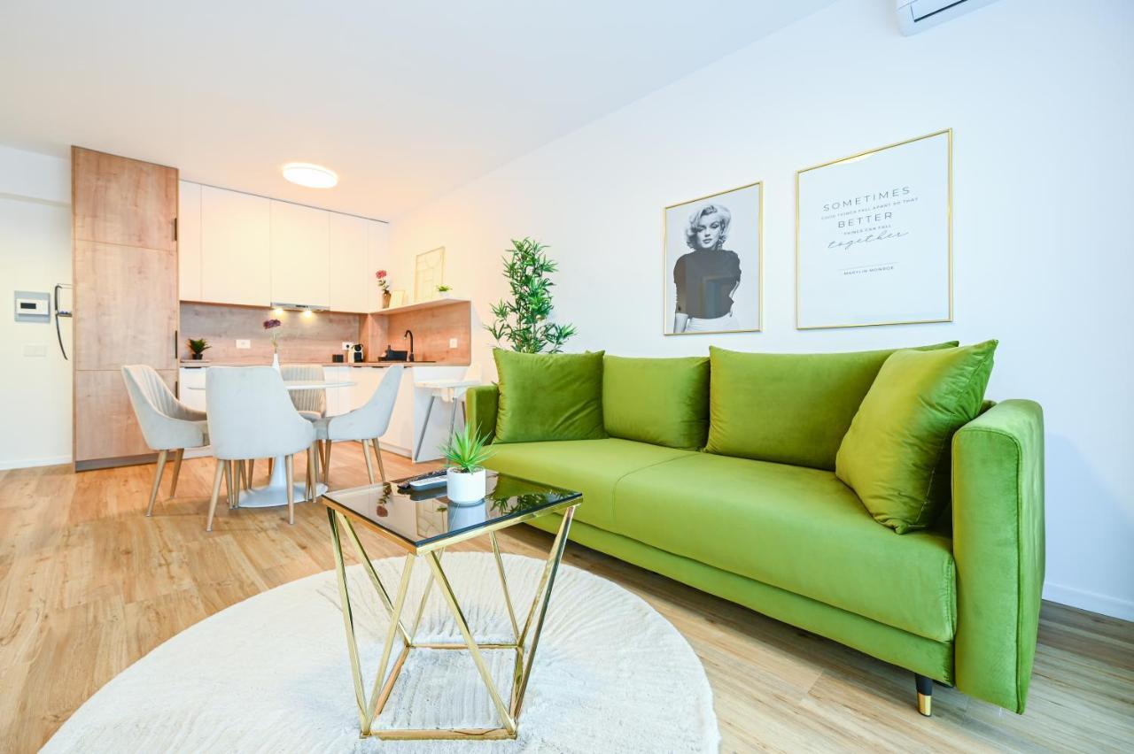 Ferienwohnung Km Flats Oradea Exterior foto